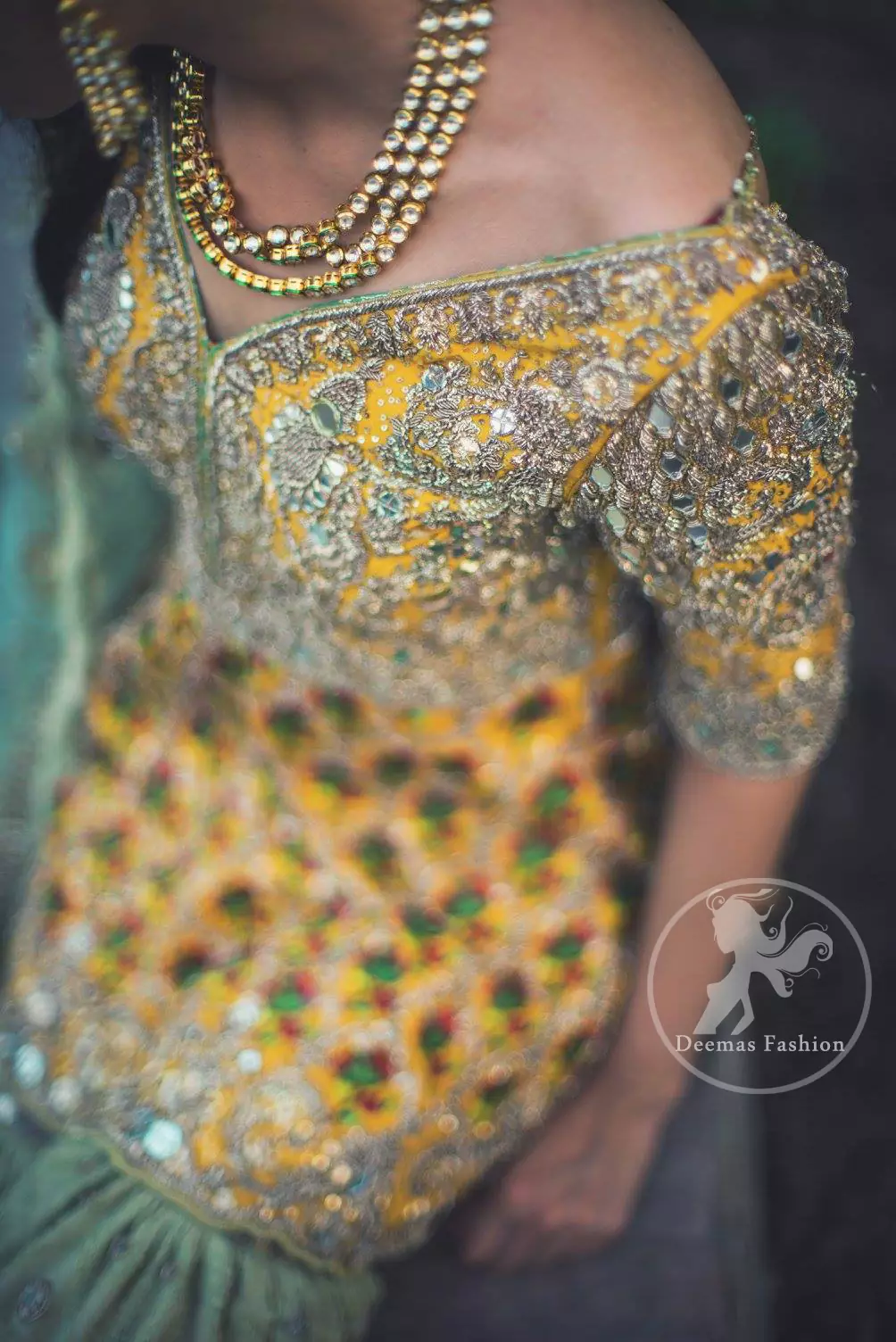 mehndi-dress-2016-yellow-short-frock-with-light-green-gharara-2
