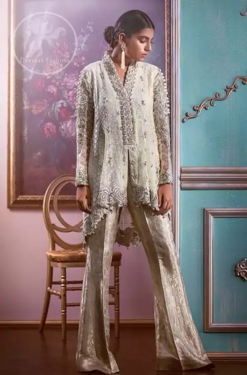 White Rock Front Open Back Trail