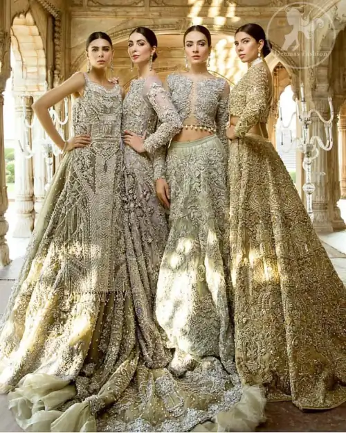 The grand gold bridal stands out due to its uniqueness and the perfect fusion of modern cut and traditional embroidery.