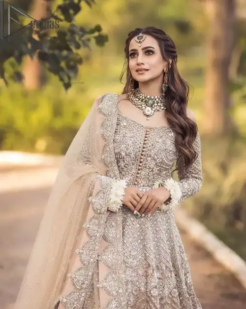 If you believed in mythical stories, shared all your secrets with glorious fairies and want to look like that mythical