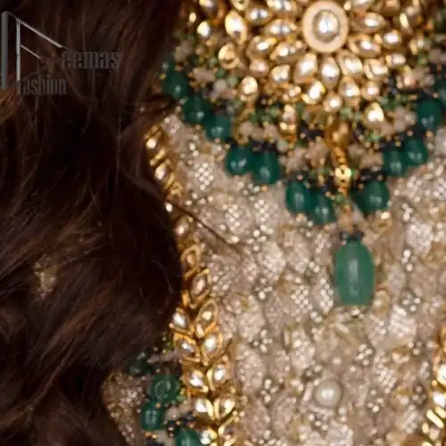 Nothing seems more promising than a Light Fawn colour for your big day. So, entertain your day with this outstanding