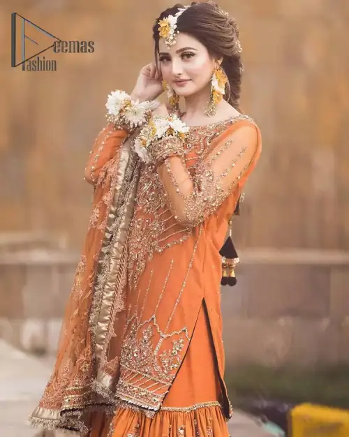 Time to treat yourself with an orange article of Deemas Fashion. This orange heartiest mealtime article will twirl your heart.