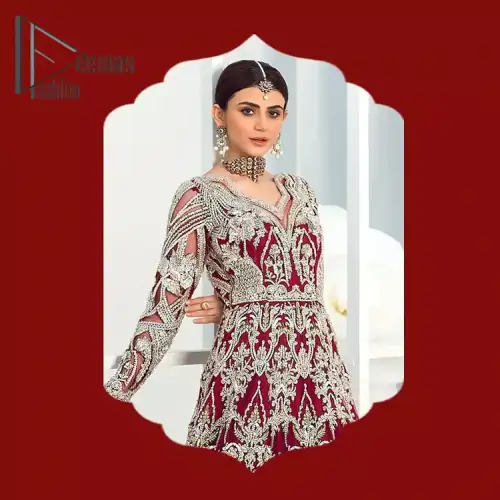 We're sure the majority of you women love slipping into "red outfits for weddings". So, Deemas Fashion presents undeniable vivacity