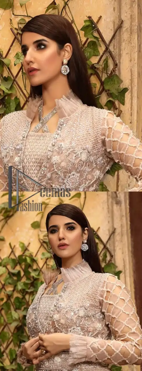 Nothing spells magic quite like a tea rose outfit on your big day. An engrossing shirt and crushed sharara style