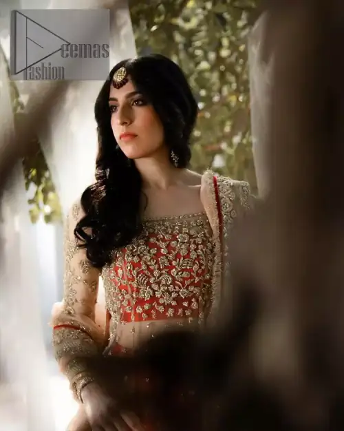 Love is just a twirl away! DeemasFashion presents a beige-pink shirt that looks super amazing when its full sleeves are