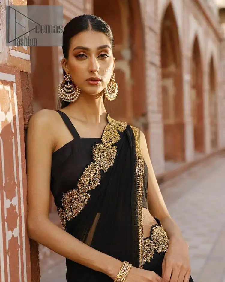 Every saree tells a story! Black is always the reason behind any smile at parties. DeemasFashion also presents a formal
