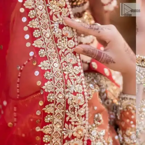 Shine bright in the sparkling ensemble from DeemasFashion. Introducing this reception outfit which begins with a rust pishwas. This front