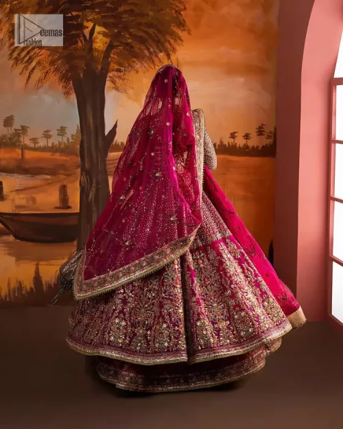 Experience the true essence of reception wear in alluring attires from DeemasFashion. The host pink pishwas is decorated with multiple