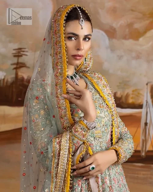 Enhance your beauty by dressing in magic. The most beautiful day of your life deserves an overall dome of embodiment,