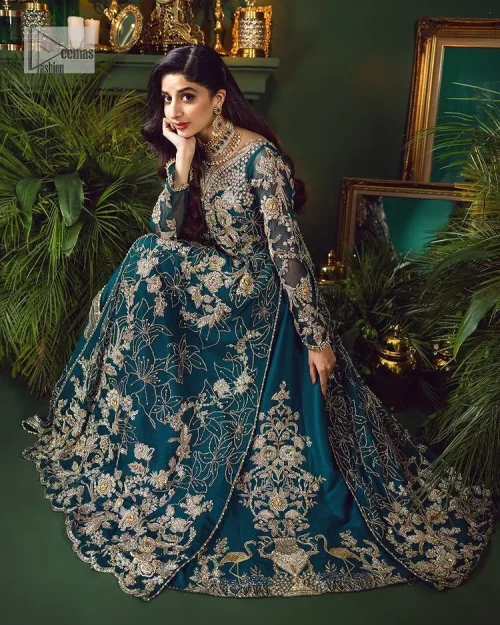 Let the outfit speak for itself! DeemasFashion presents this party wear in teal blue colour. Be a centre of attraction