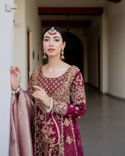 Whether it's a cocktail soirée or a festive gathering, this dress is the ultimate choice for making a memorable entrance.