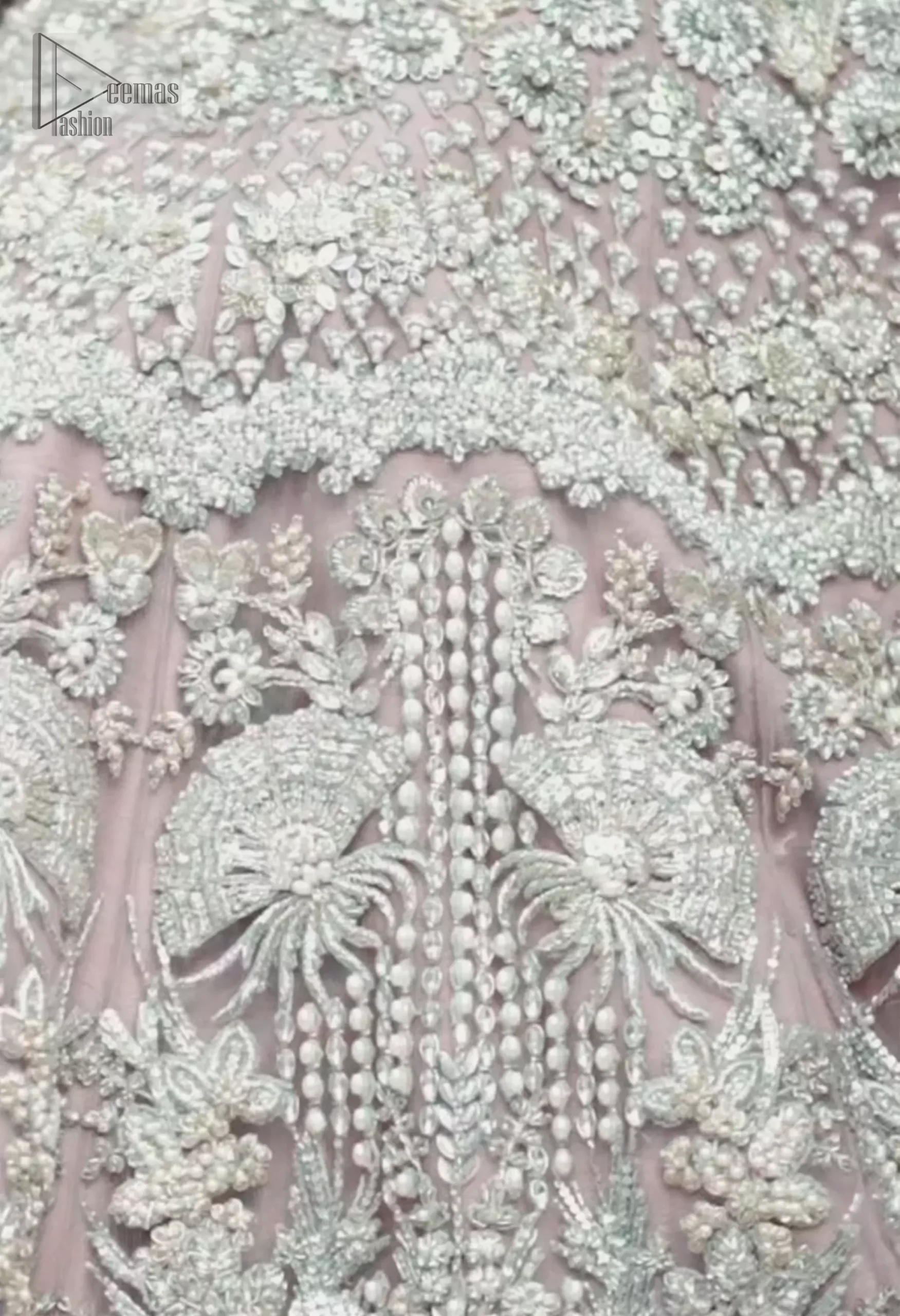 Step into your Nikah ceremony like a dream in the Pastel pink lehenga short blouse dupatta. Pastel Pink Lehenga Short Blouse – Dupatta for Nikah Bride